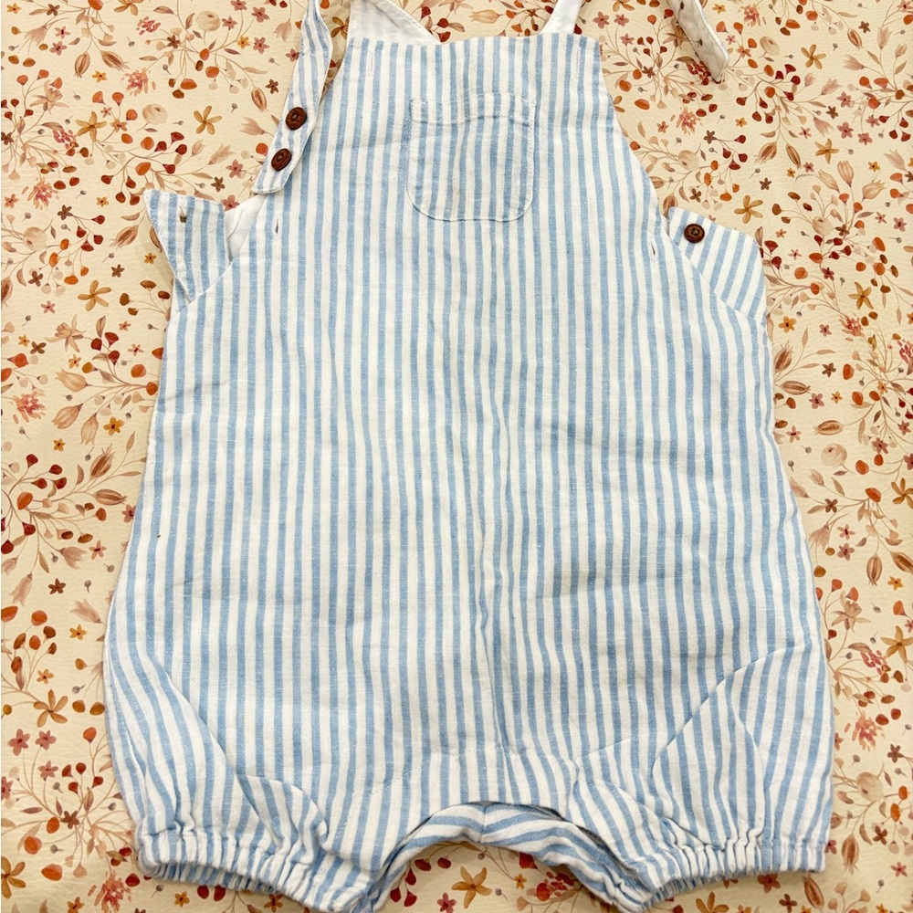 Baby Clothes Bundle: Janie and Jack baby romper & Leon Italian Linen Shorts